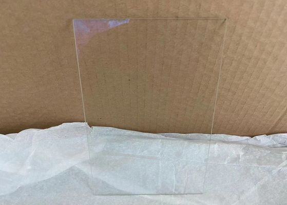 Polerowane szkło powlekane dwustronnie AR 3 mm 1600 x 2800 mm do zastosowań architektonicznych